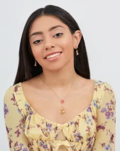 Disney Classics Winnie The Pooh Gold Plated Swinging Balloon Necklace, 18" -Family Style Shop GUEST a1e6a0da 566f 4675 ba2f c34eb8b3e84b